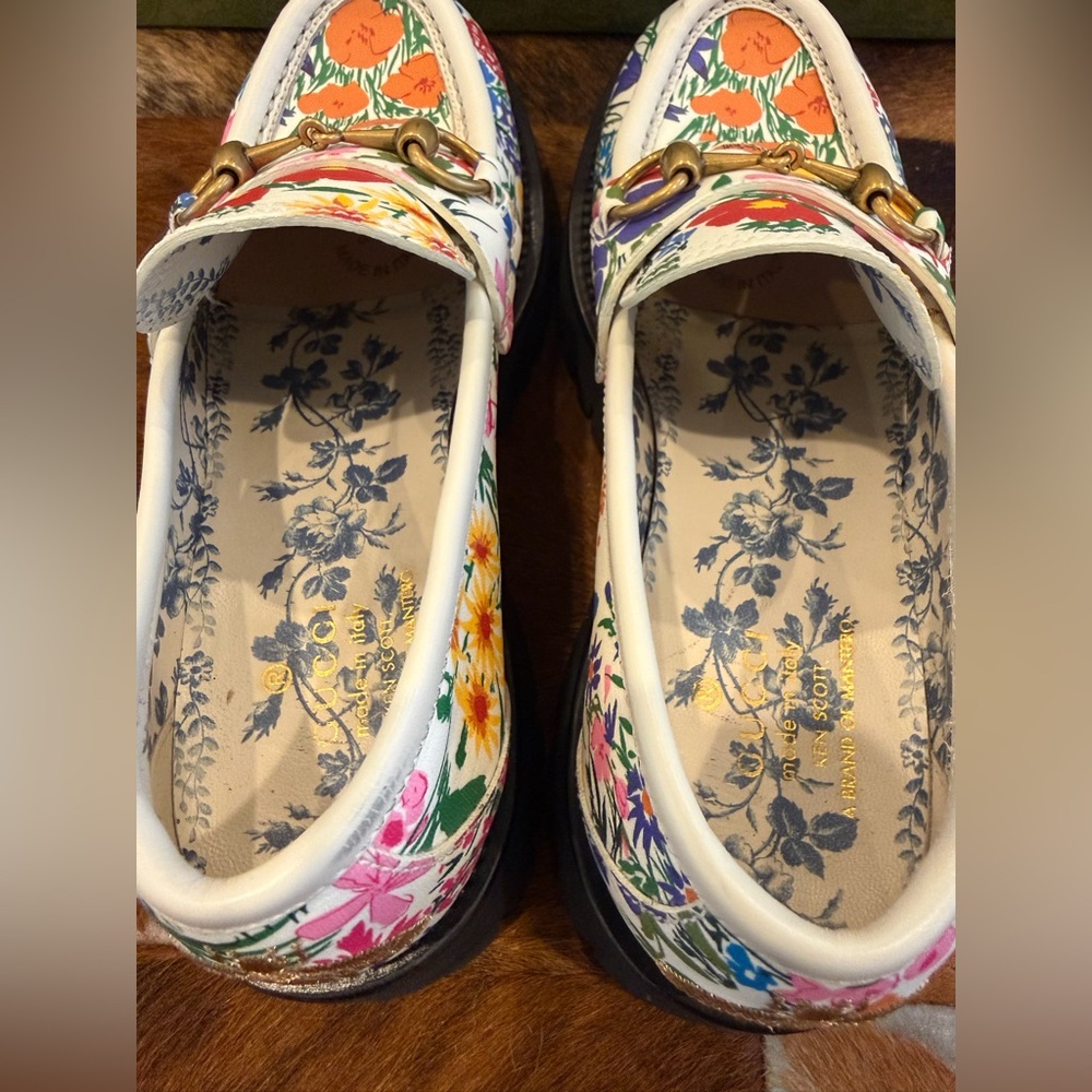 GUCCI Ken Scott Floral Print Lug Sole Loafers - Picture 7 of 9